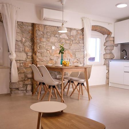 Apartment House Bucul Mali Lošinj Exteriör bild