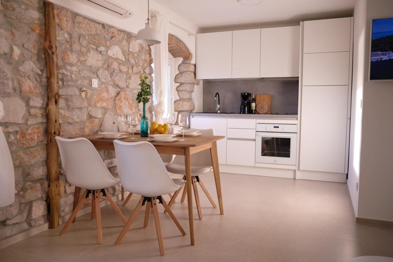 Apartment House Bucul Mali Lošinj Exteriör bild